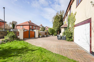 Photo 22- click for photo gallery